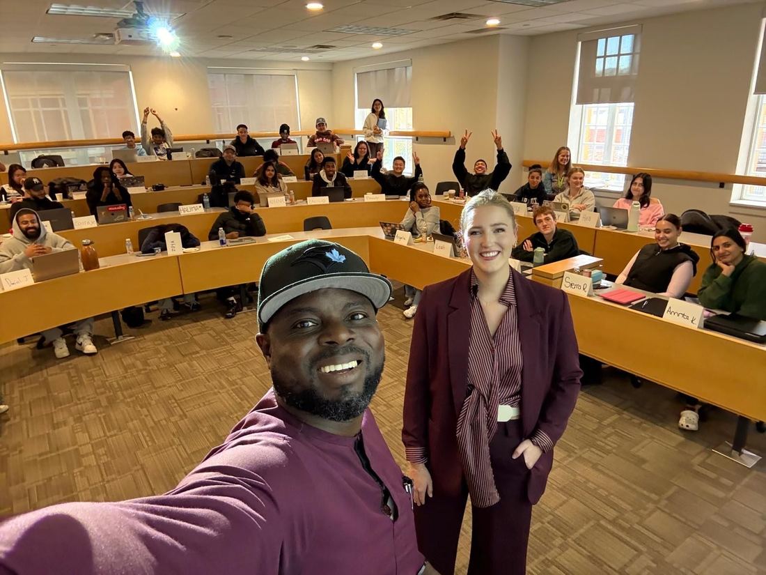 Ayoola Gbade-Bello presenting Kintrace to a BComm Marketing classroom at Humber Polytechnic